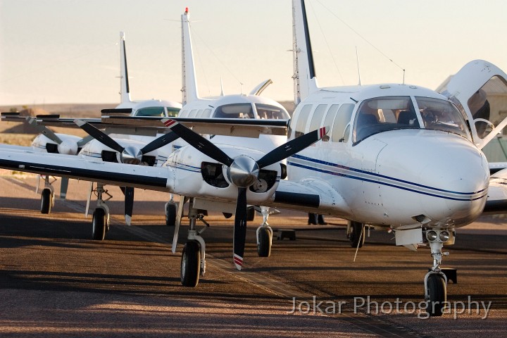 Lake Eyre (Day 1)_20070409_194.jpg - Our planes at Leigh Creek, SA